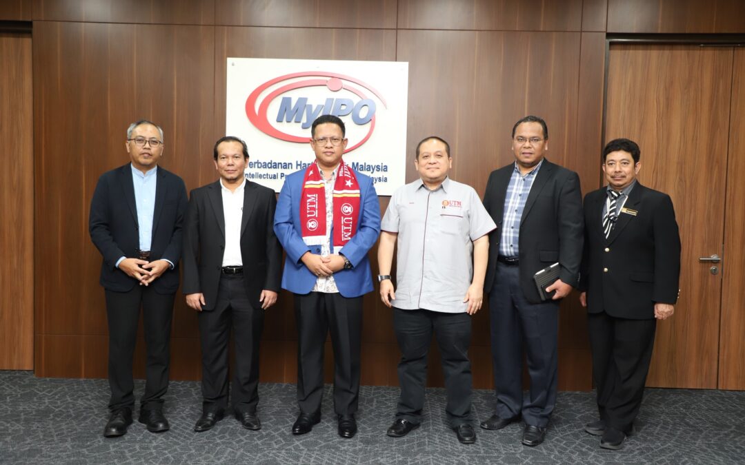 Kunjungan Hormat Universiti Teknologi Malaysia ke Perbadanan Harta Intelek Malaysia (MyIPO)